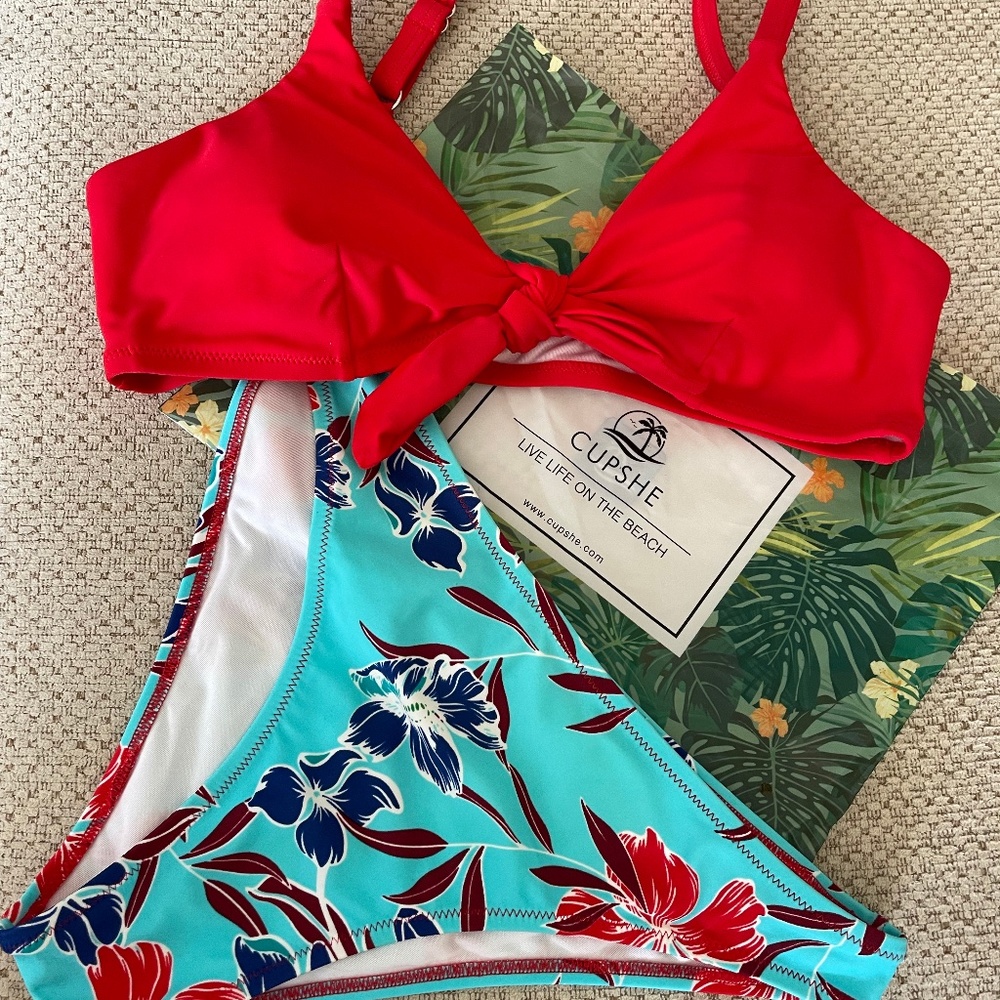 CUPSHE Swimsuit